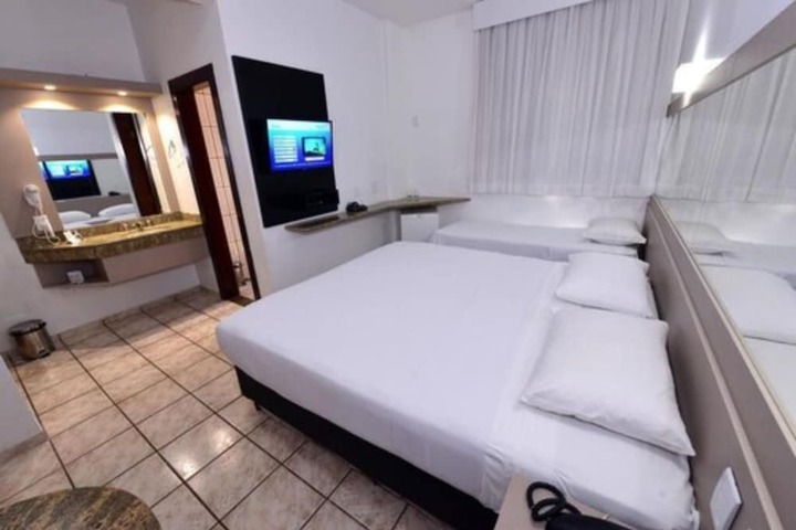 Room 12 of 47