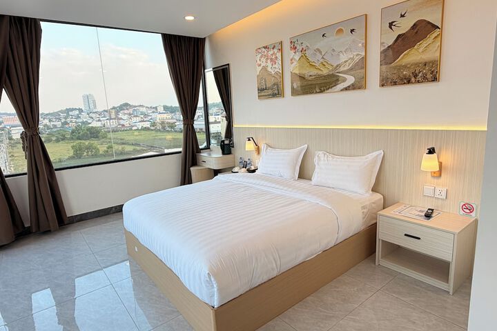 Room 45 of 68