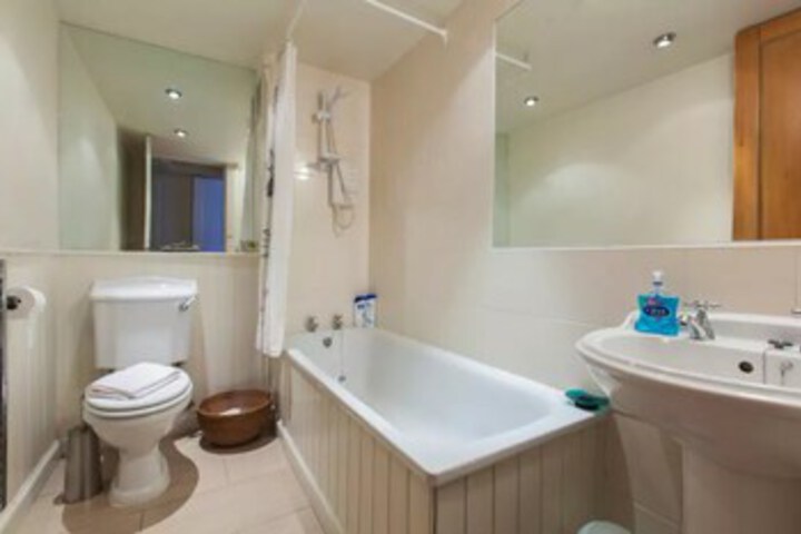 Room 2 of 13