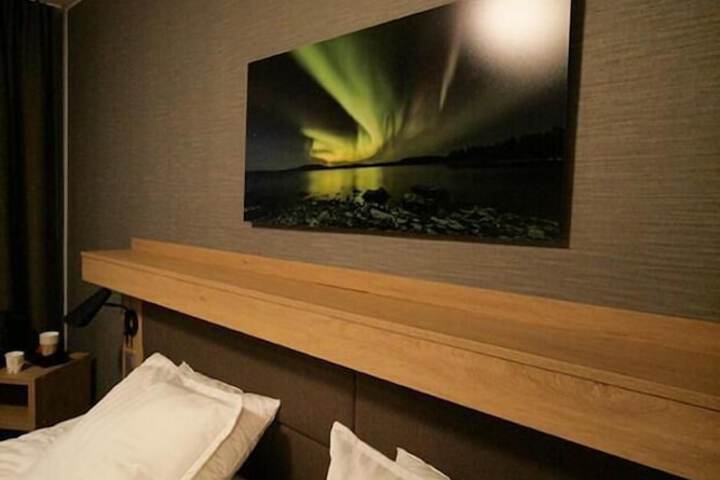 Room 32 of 58