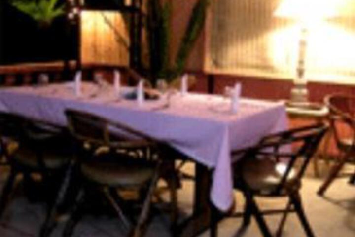 Dining 5 of 5