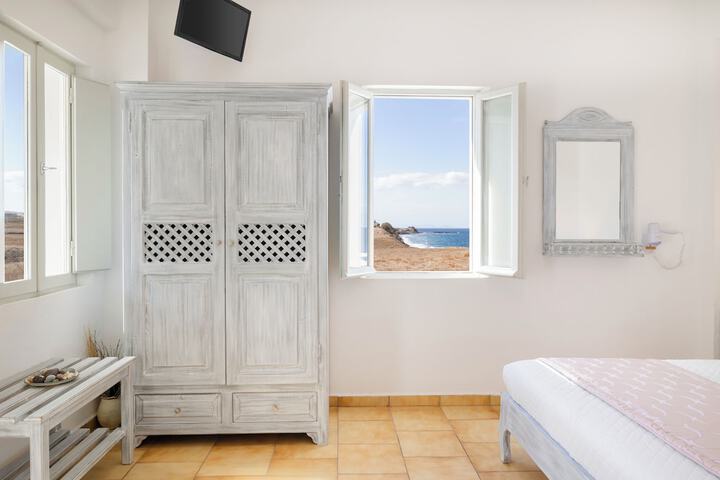Room 26 of 58