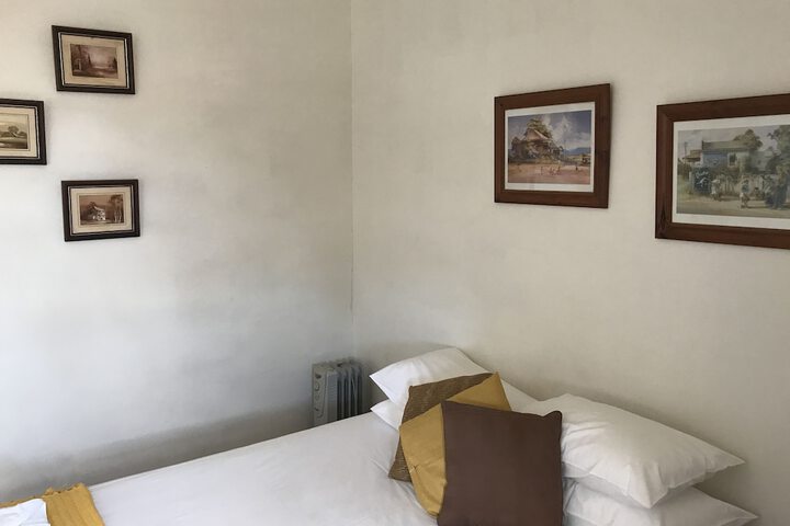 Room 10 of 40