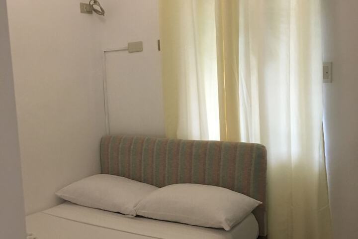 Room 20 of 68