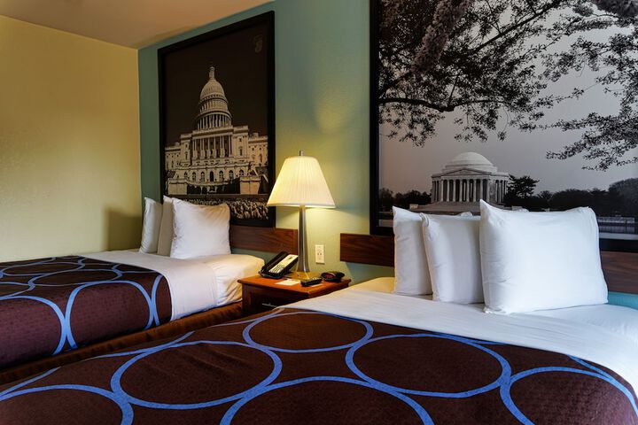 2 Double Beds Deluxe (12 of 12)