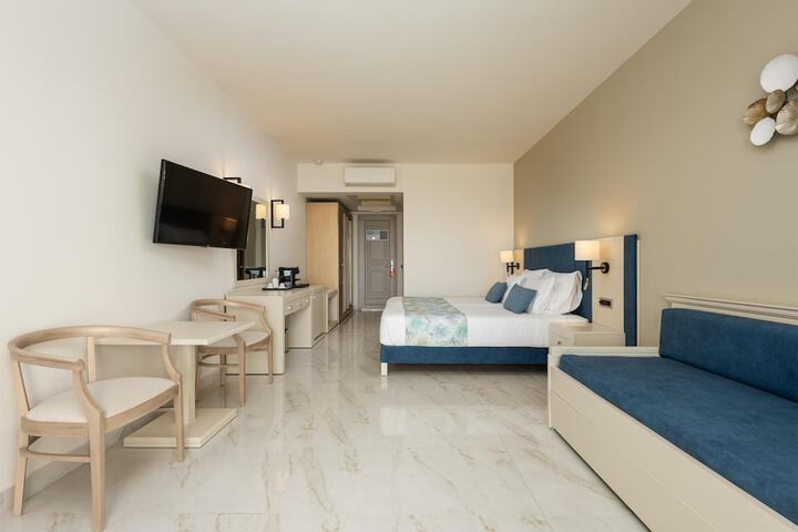 Room 74 of 340