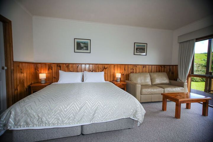 Room 21 of 229
