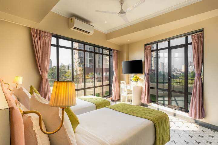 Room 20 of 53