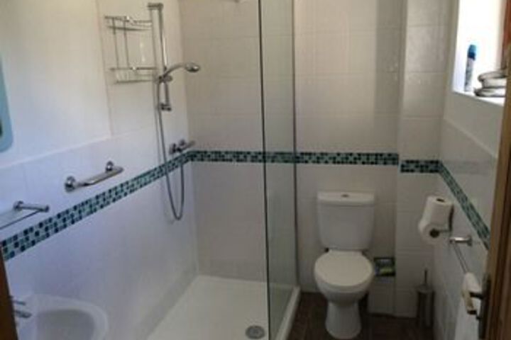 Room 2 of 20
