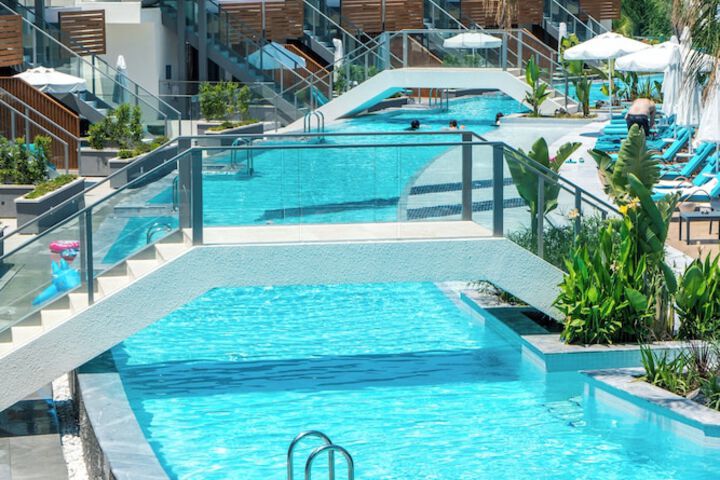 Pool 116 of 251