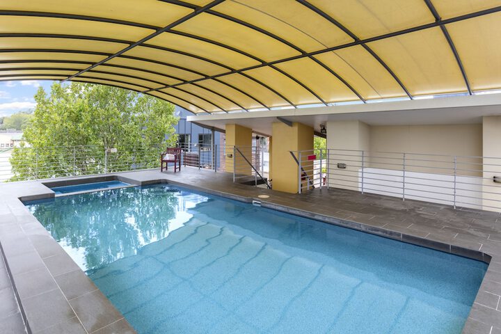Hotel with Pool