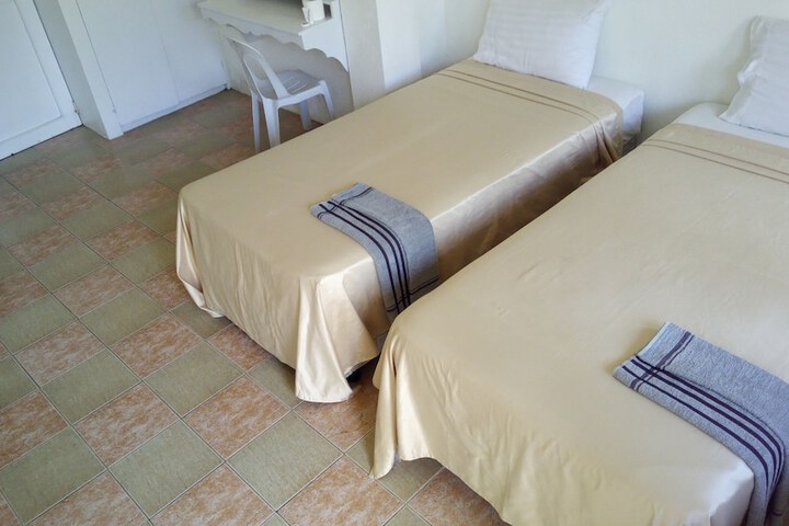 Room 21 of 83
