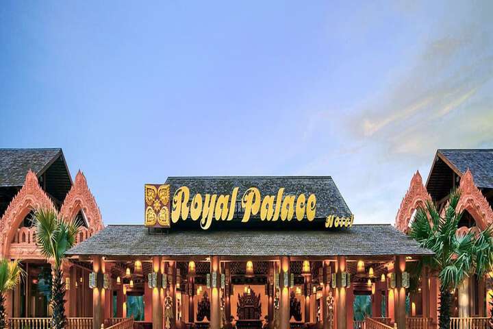 Royal Palace Hotel