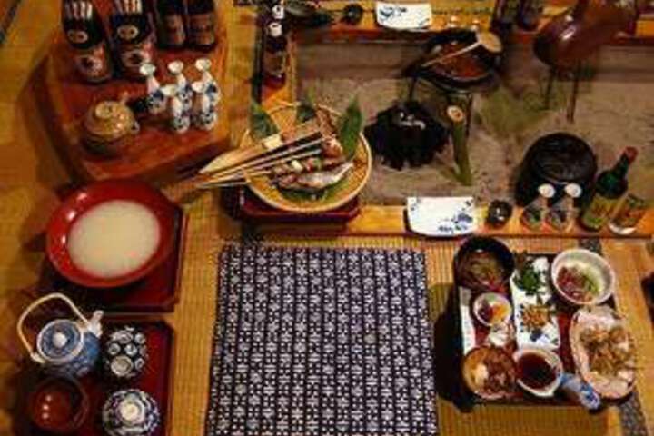 Dining 8 of 8