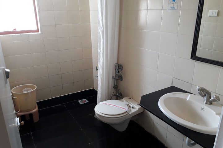 Room 20 of 49