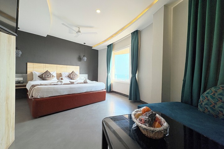 Room 62 of 154