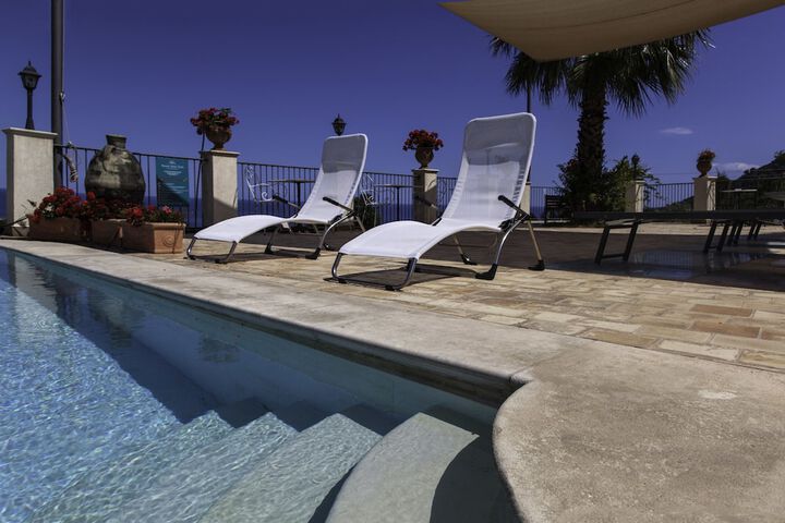 Pool 50 of 94