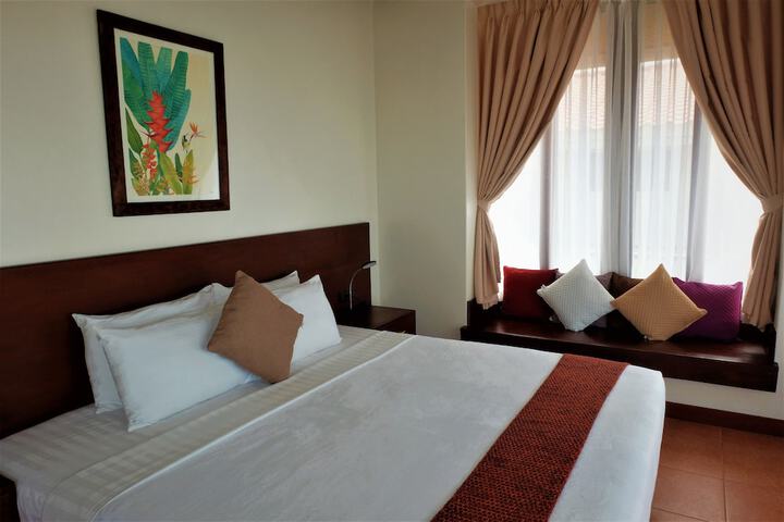 Room 25 of 120