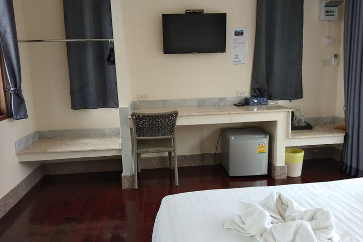Room 10 of 44