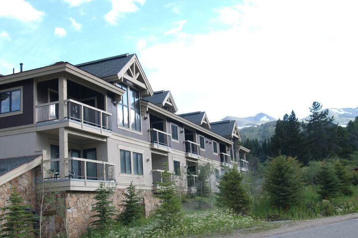 Hotel 26 of 29