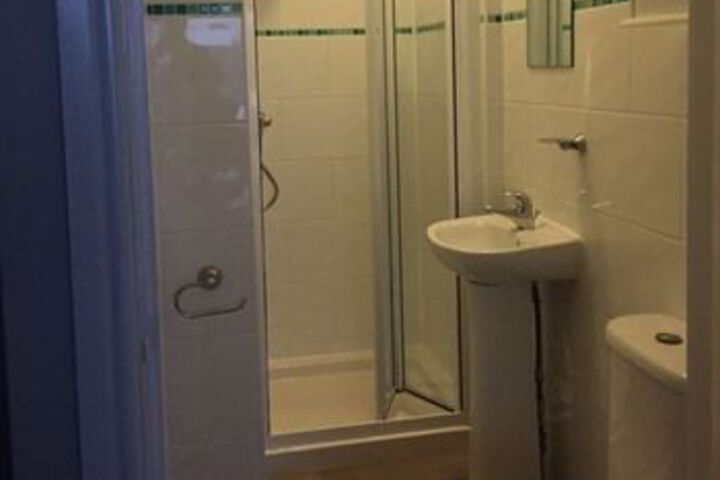 Room 3 of 17