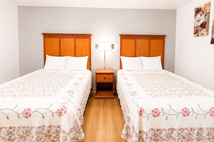 Room 14 of 65
