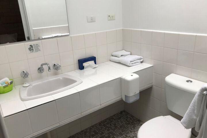 Room 40 of 65
