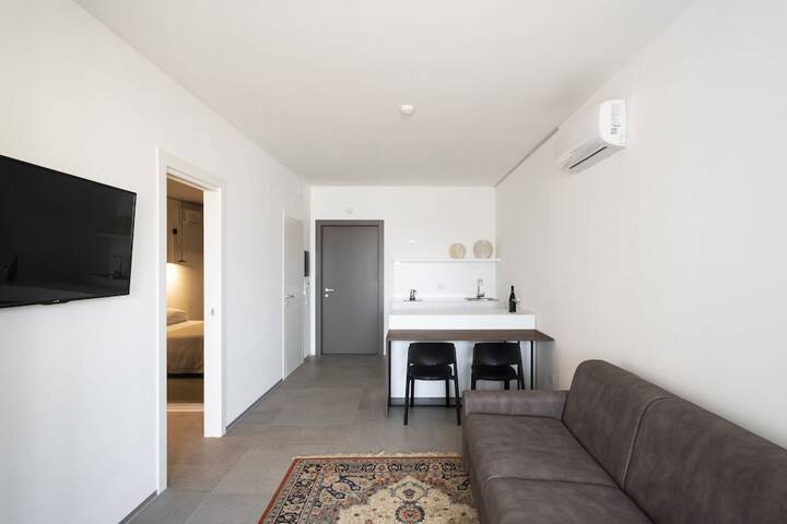Room 36 of 160