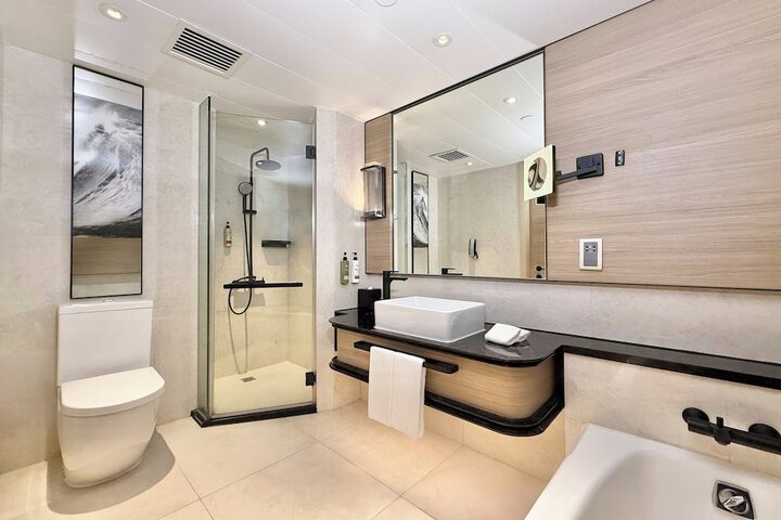 Room 27 of 54