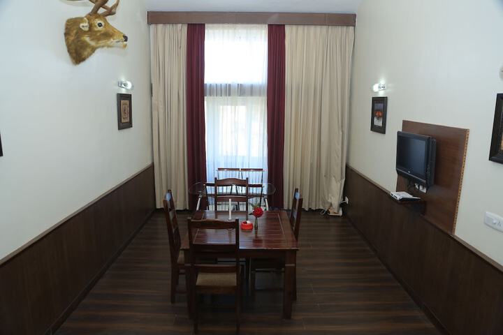 Room 48 of 102