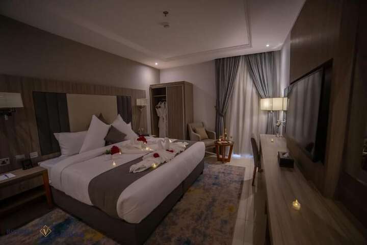 Room 5 of 41