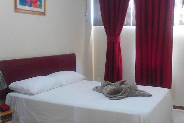 Room 2 of 78