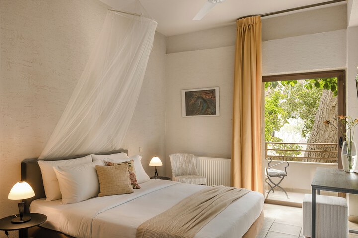 Room 4 of 29