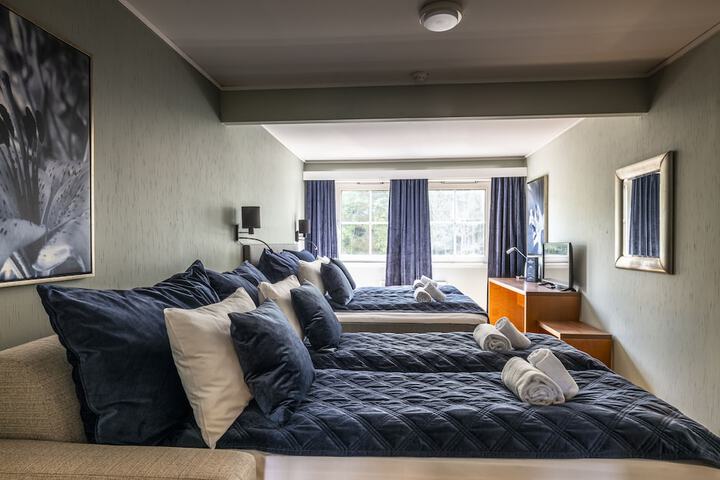 Room 6 of 40