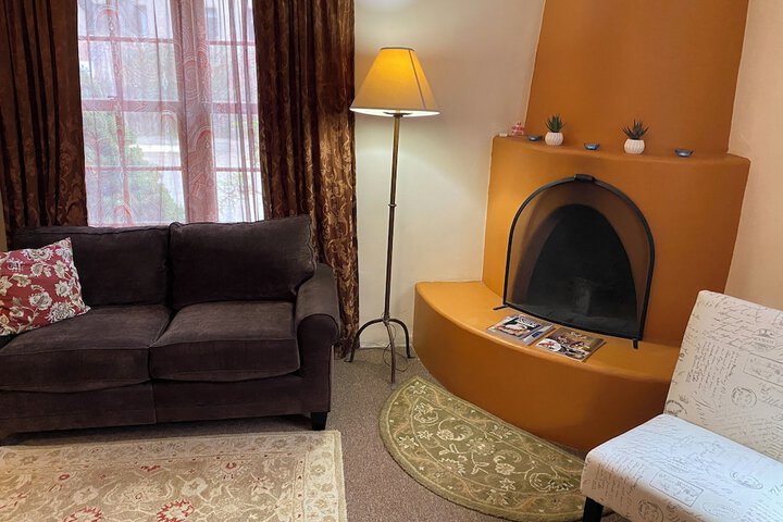 Room 10 of 84