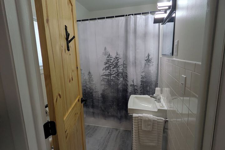Room 39 of 46