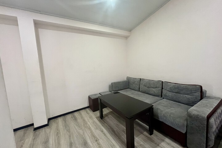 Room 76 of 113