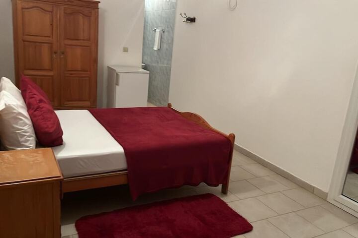 Room 3 of 11