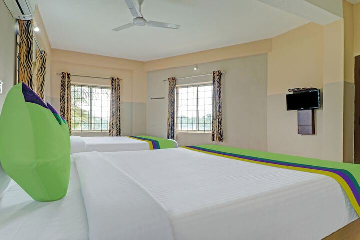 Room 15 of 44