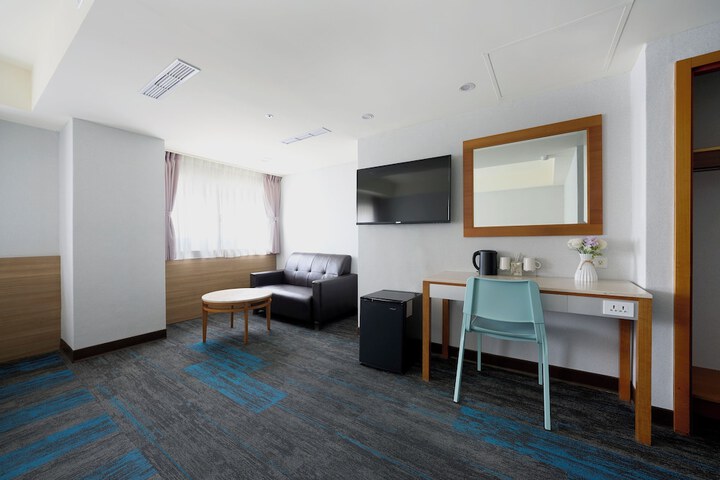 Room 18 of 44
