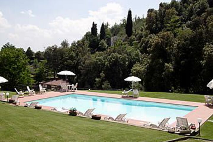 Pool Hotel
