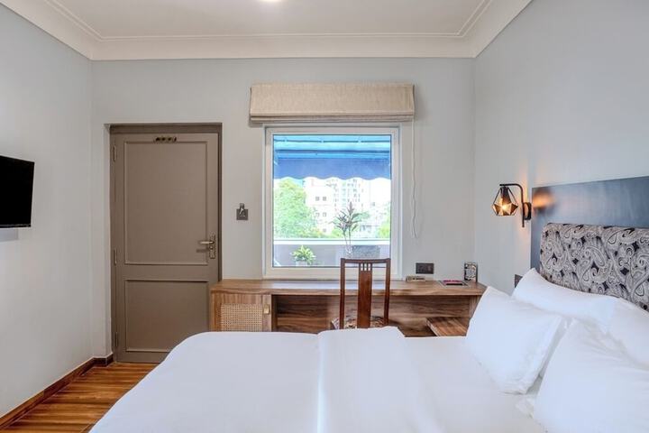 Room 128 of 246