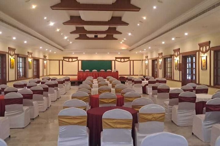 Ballroom/Hall 45 of 86