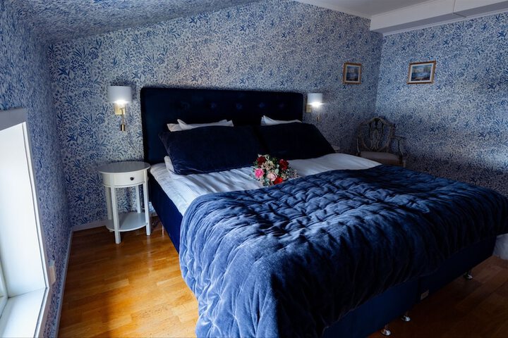 Room 6 of 40