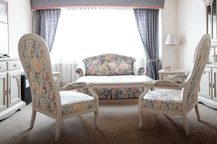 Room 19 of 41