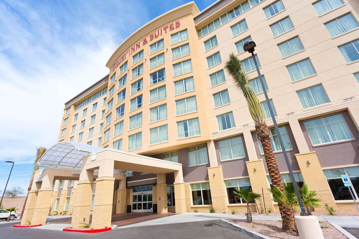 Hotel 77 of 77