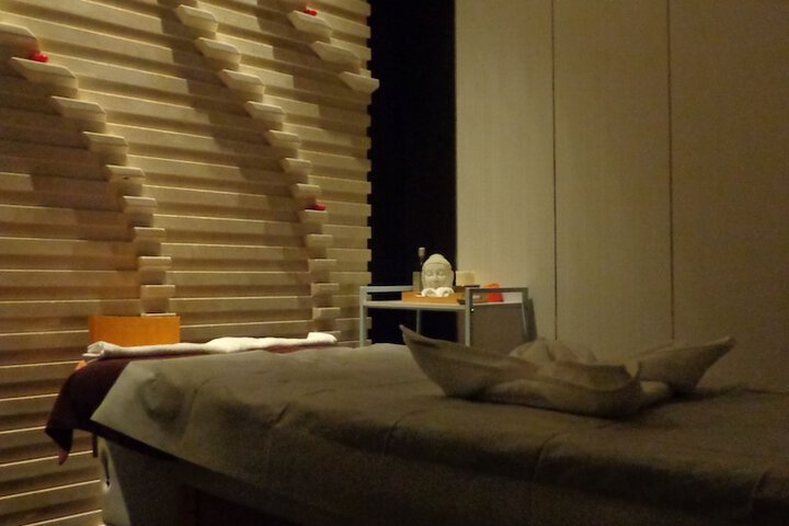 Room 61 of 103
