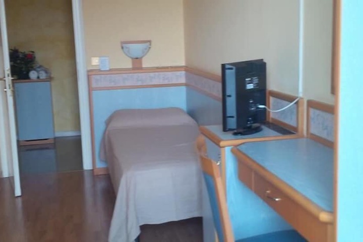 Room 16 of 63