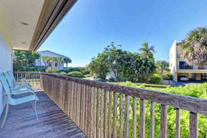 Terrace/Patio 3 of 24