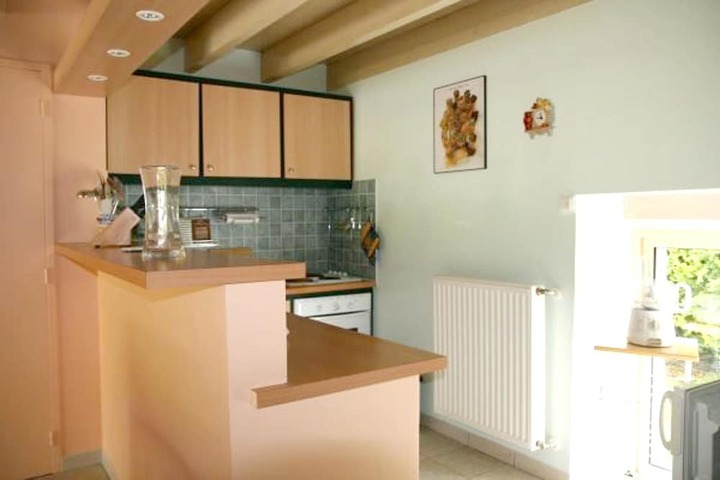 Image of House With in Pern With Private Pool and Furnished Garden